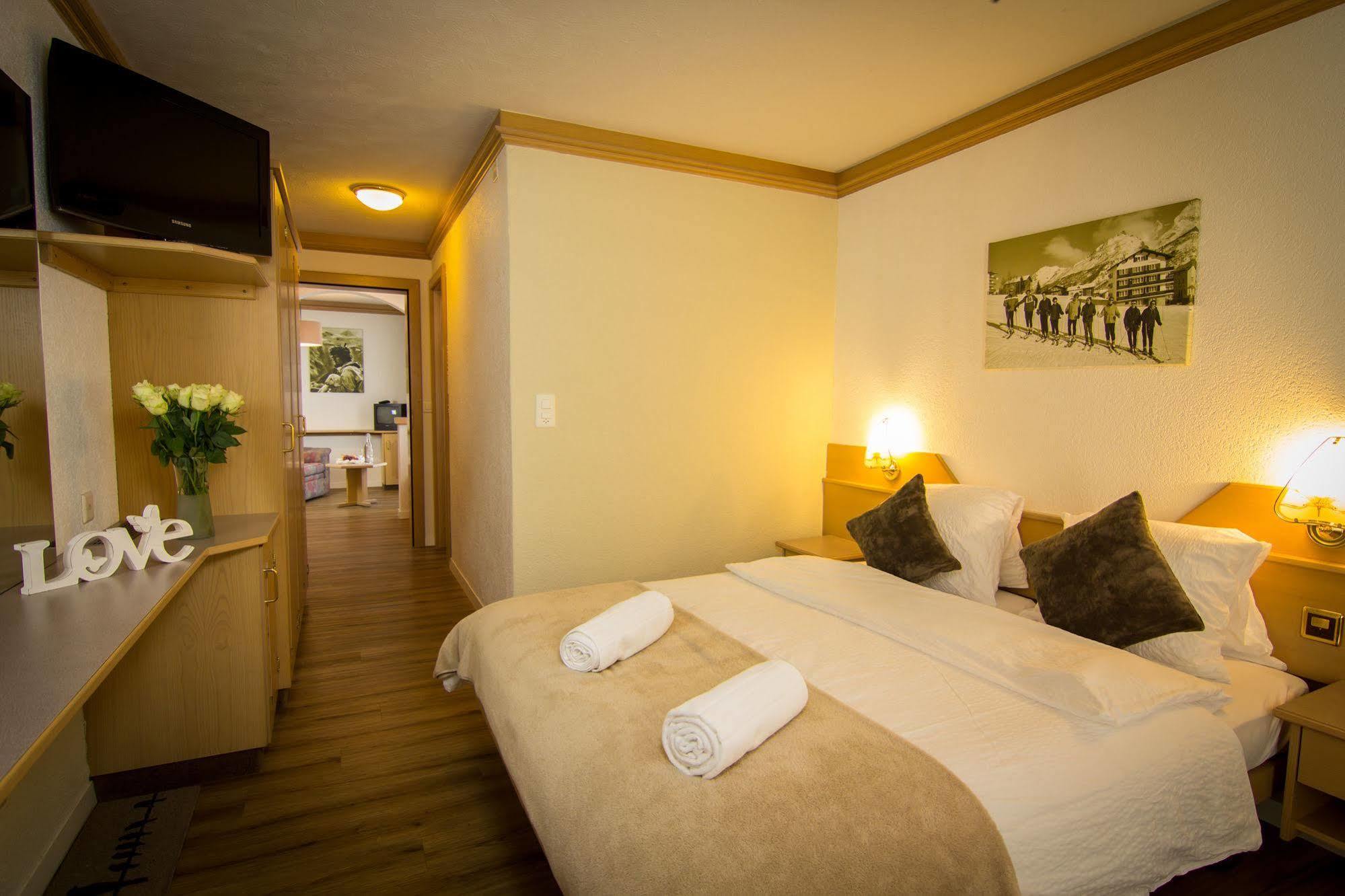 Bristol Hotel 3*